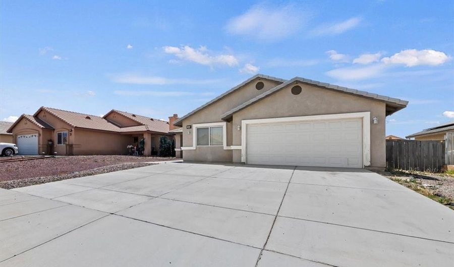 14336 Caroline, Adelanto, CA 92301 - 4 Beds, 2 Bath