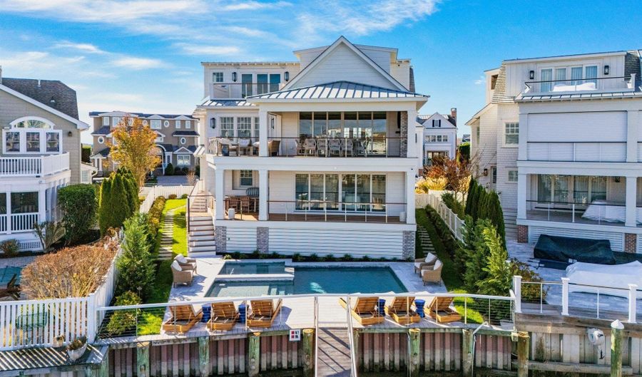 19 Flamingo, Avalon, NJ 08202 - 6 Beds, 9 Bath