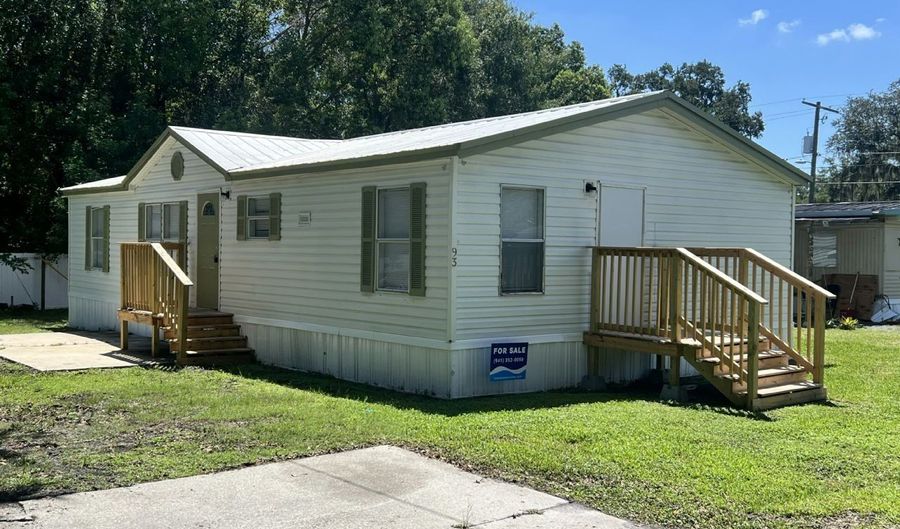 93 Tower Manor Cir E 93, Auburndale, FL 33823 - 3 Beds, 2 Bath