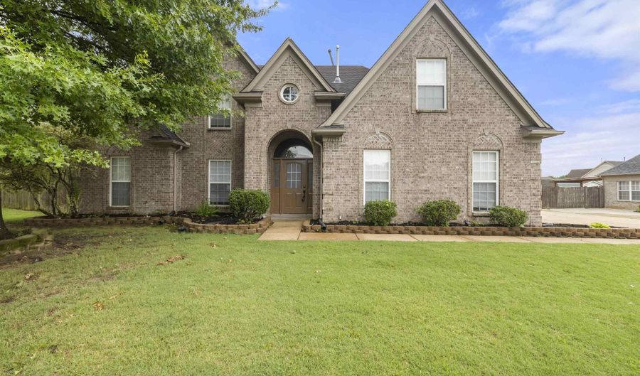 11199 BERNADETTE Cv, Arlington, TN 38002 - 5 Beds, 3 Bath