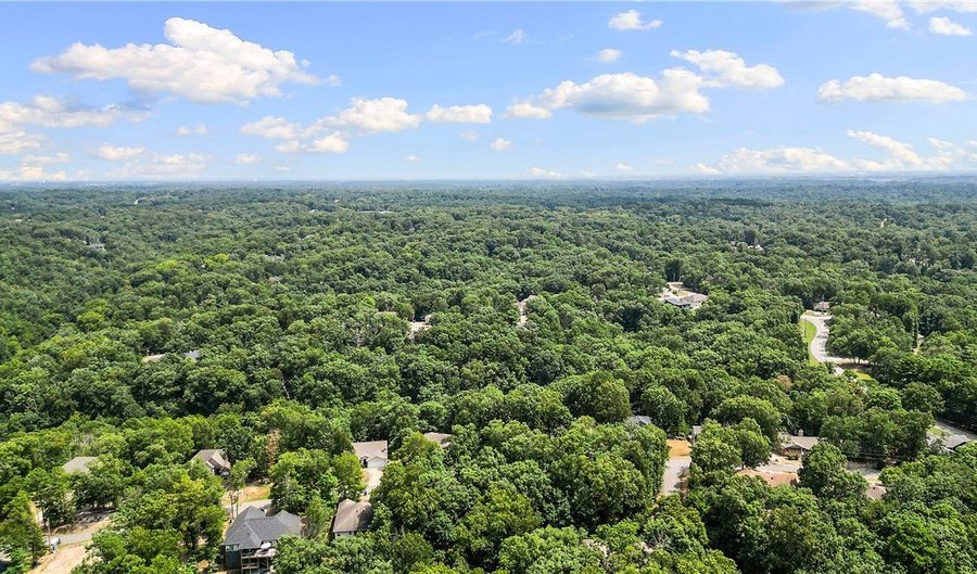 7 Cherhill Dr, Bella Vista, AR 72714 - 3 Beds, 2 Bath