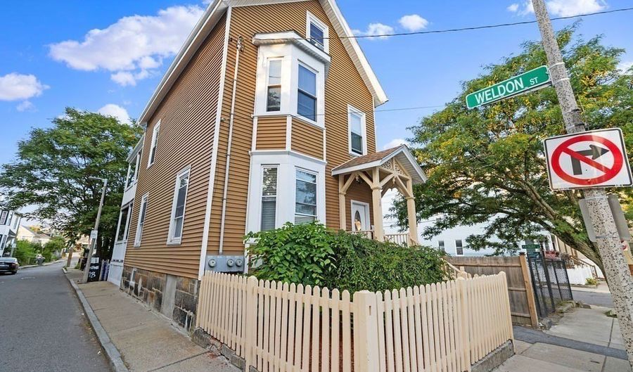18 Holborn St, Boston, MA 02121 - 5 Beds, 3 Bath