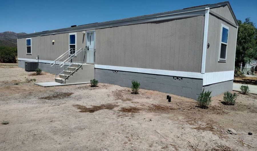 19500 E Gregory St, Black Canyon City, AZ 85324 - 3 Beds, 2 Bath