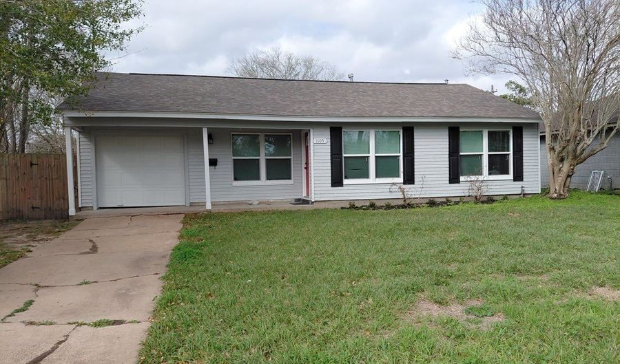 1105 MILLER, Angleton, TX 77515 - 3 Beds, 1 Bath