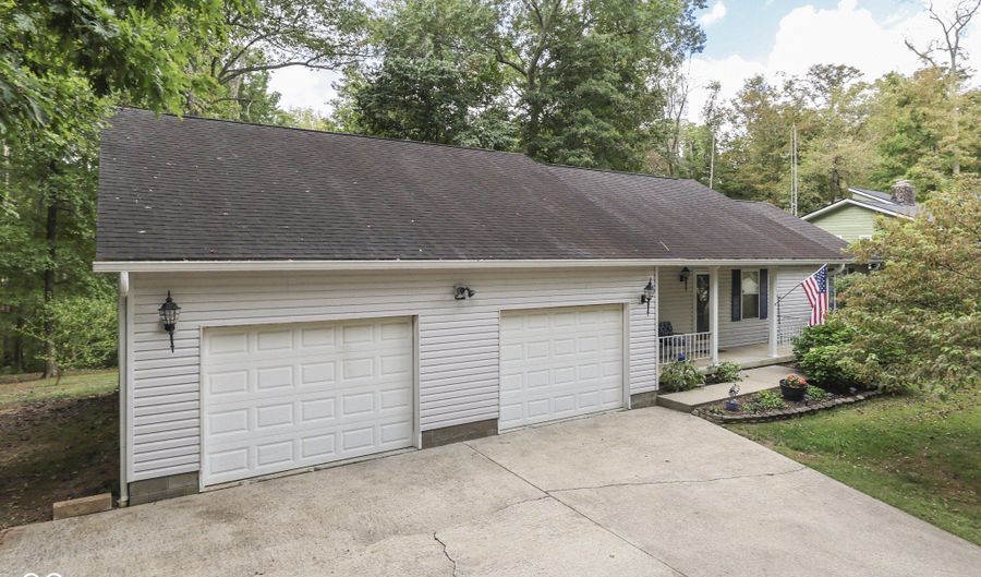 596 Briarwood Ln, Bedford, IN 47421 - 3 Beds, 2 Bath
