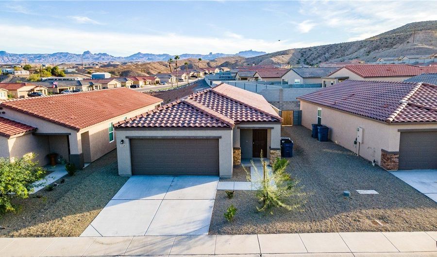 1728 Del Parado, Bullhead City, AZ 86442 - 3 Beds, 2 Bath