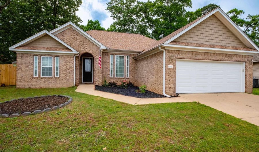 4505 Hollow Bend Dr, Alexander, AR 72002 - 3 Beds, 2 Bath