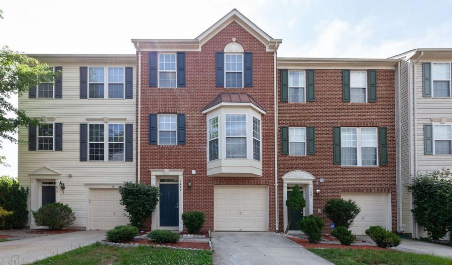 1479 FAWN HOLLOW Ln, Woodbridge, VA 22191 - 3 Beds, 3 Bath