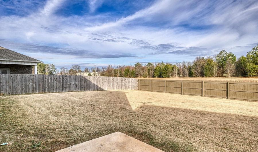 13918 Hickory Brook Dr, Athens, AL 35611 - 4 Beds, 3 Bath