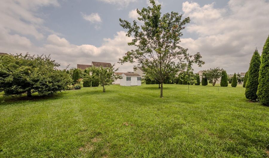 631 SUNRISE Dr, Clayton, DE 19938 - 3 Beds, 2 Bath