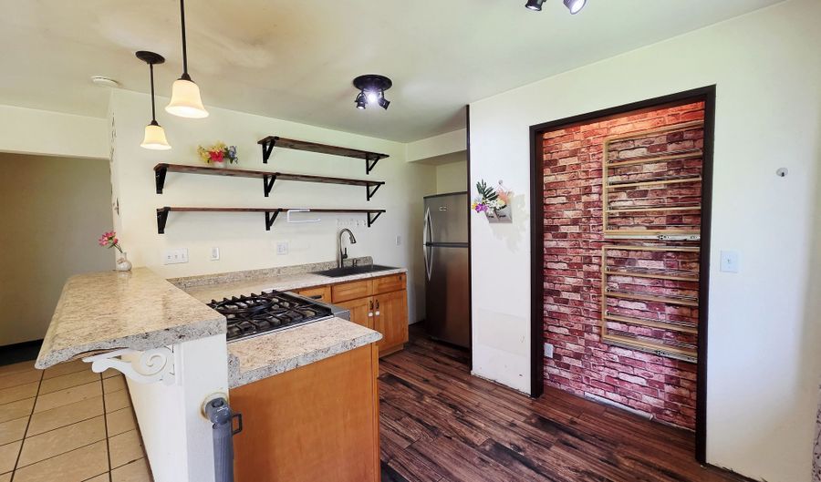 485 WAIANUENUE Ave 117, Hilo, HI 96720 - 2 Beds, 1 Bath