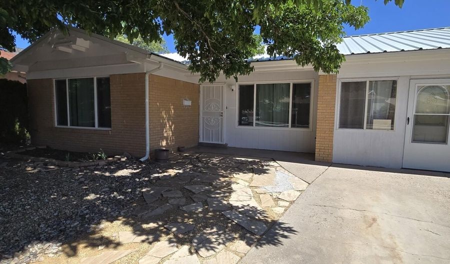 11600 Atlantic City Ave NE, Albuquerque, NM 87111 - 4 Beds, 2 Bath