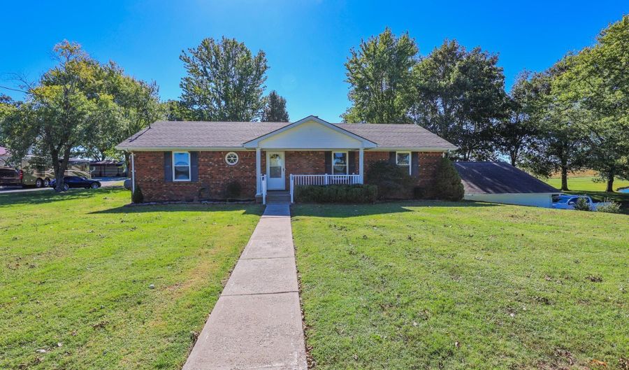 1431 County Road 1004, Bardwell, KY 42023 - 4 Beds, 3 Bath
