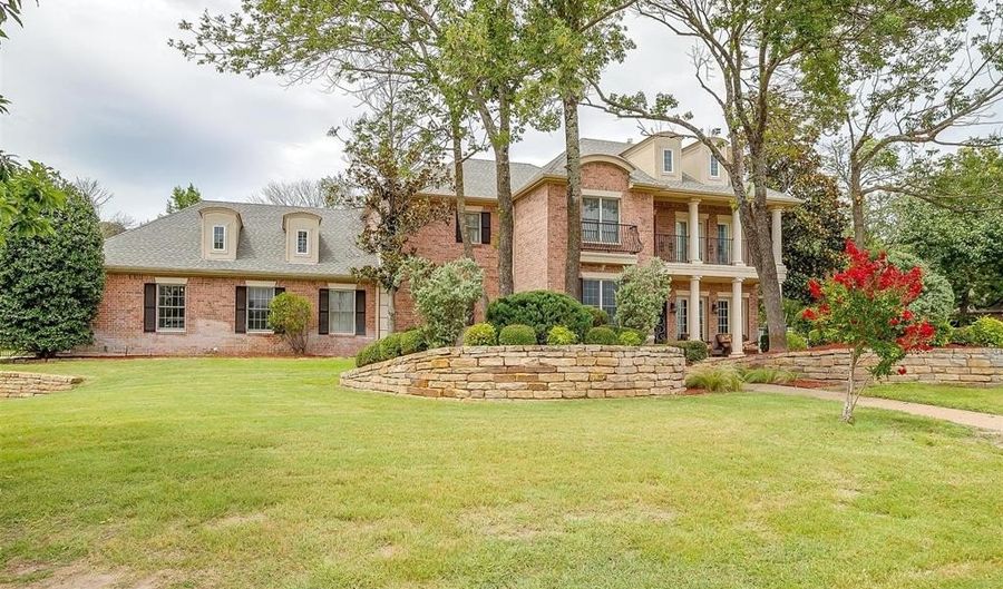 1580 Hunterglenn Dr, Aledo, TX 76008 - 5 Beds, 4 Bath
