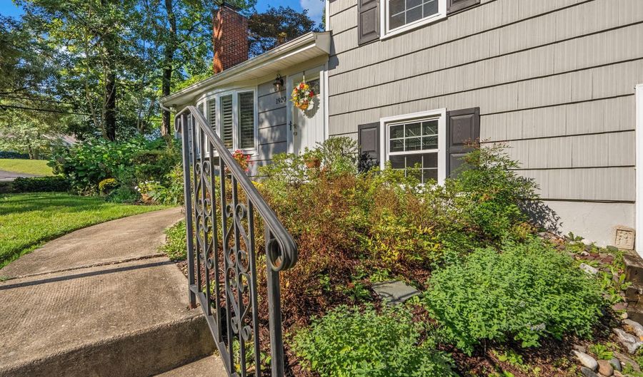 1920 BALTIMORE ANNAPOLIS Blvd, Annapolis, MD 21409 - 3 Beds, 3 Bath