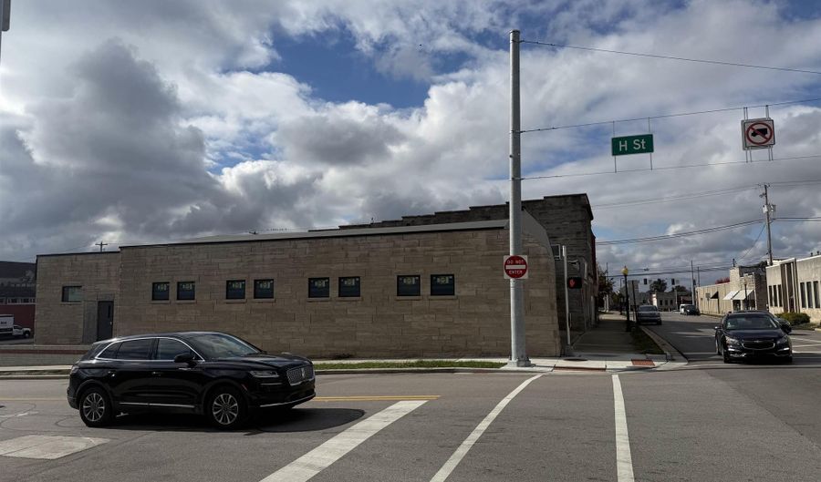 802 16th St, Bedford, IN 47421 - 0 Beds, 0 Bath