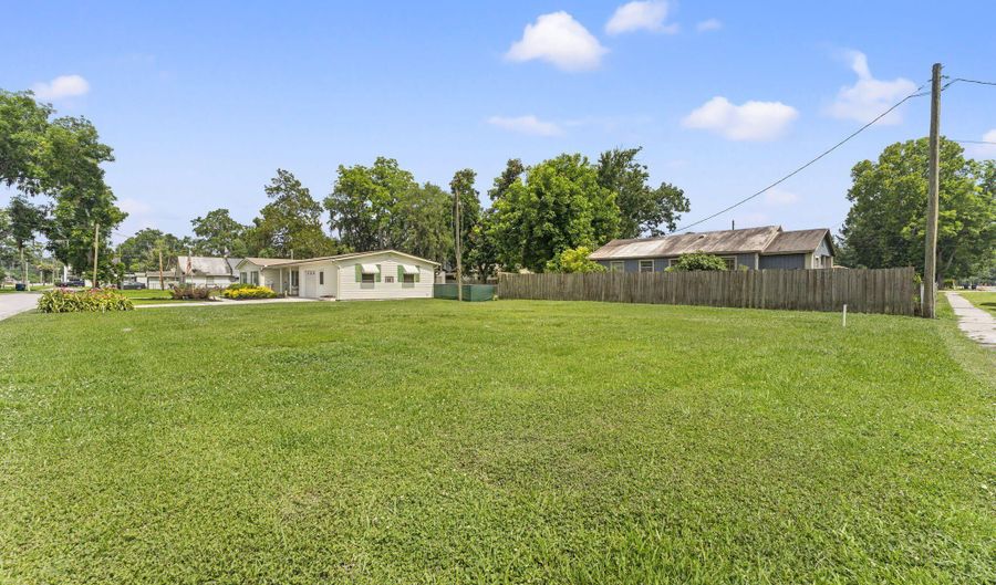 270 DREW St W, Baldwin, FL 32234 - 3 Beds, 2 Bath