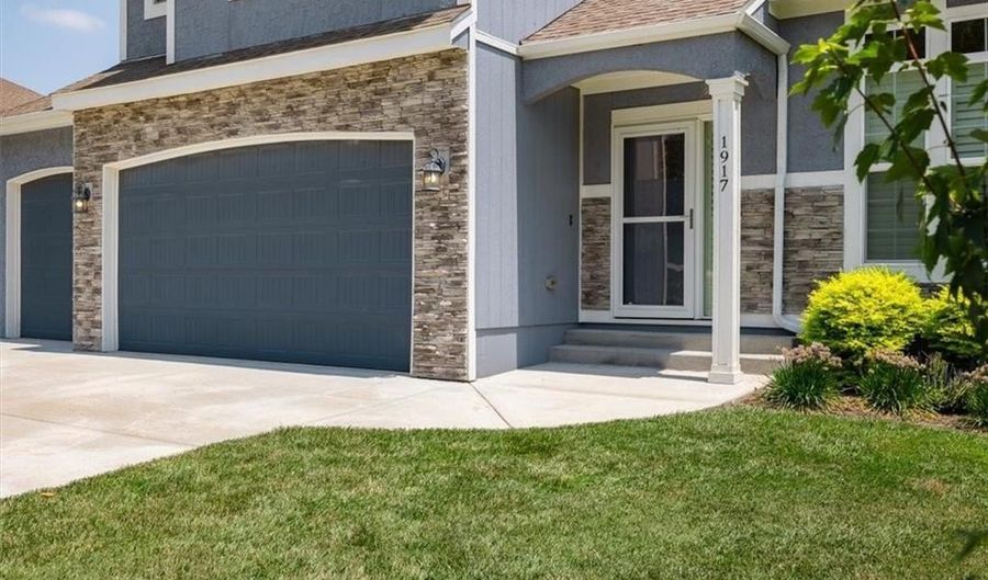 1917 N 153rd Ter, Basehor, KS 66007 - 4 Beds, 3 Bath