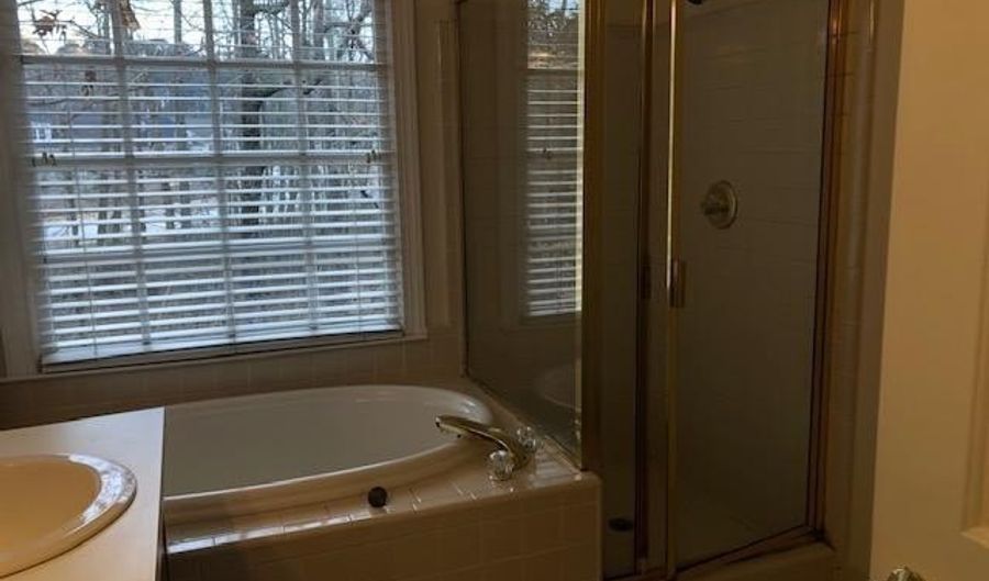 1005 New Dover Rd, Apex, NC 27502 - 4 Beds, 3 Bath