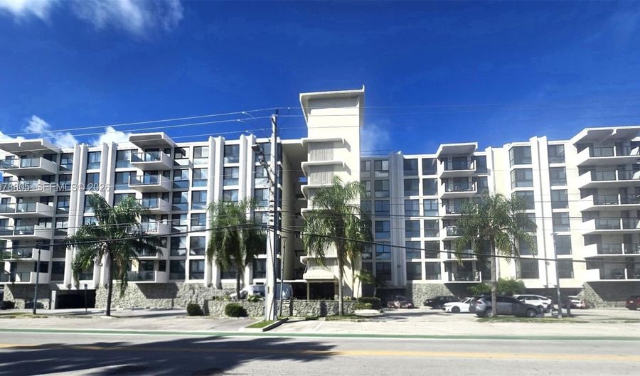 9800 W Bay Harbor Dr 305, Bay Harbor Islands, FL 33154 - 1 Beds, 2 Bath