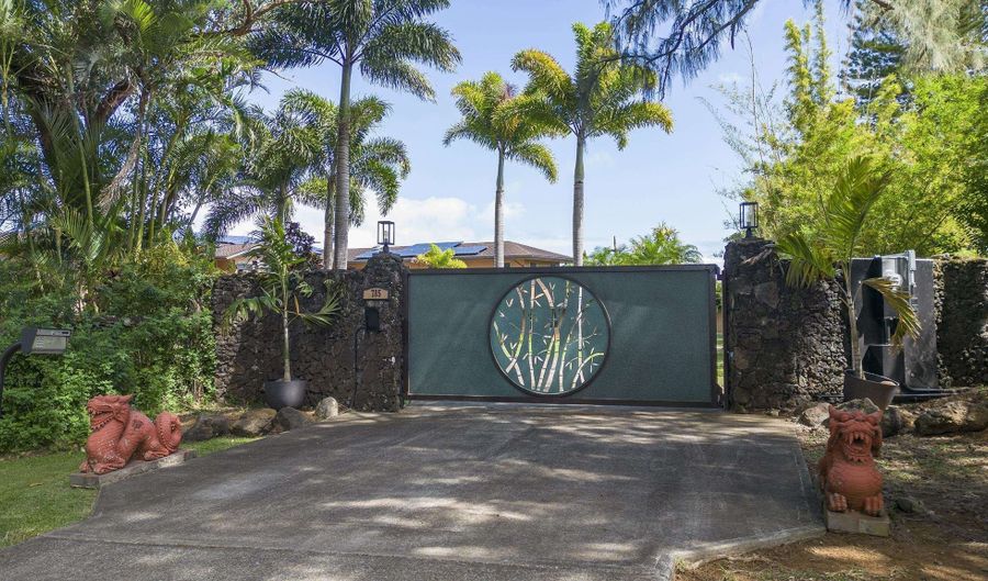785 W Kuiaha Rd, Haiku, HI 96708 - 5 Beds, 4 Bath