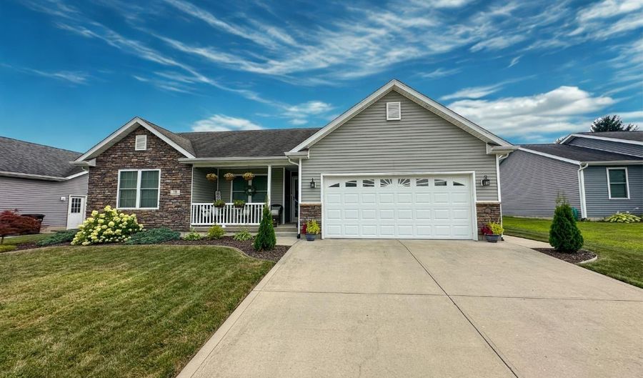 16 Hoosier Heights Dr, Batesville, IN 47006 - 4 Beds, 3 Bath