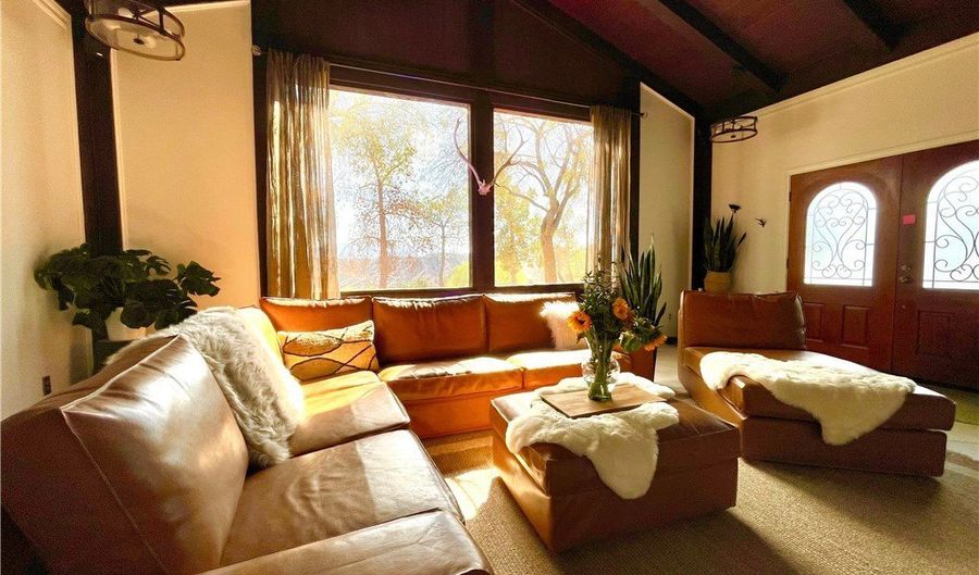 45180 El Reposo Rd, Aguanga, CA 92536 - 3 Beds, 2 Bath