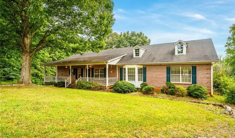 25 Loon Ln, Ball Ground, GA 30107 - 4 Beds, 4 Bath
