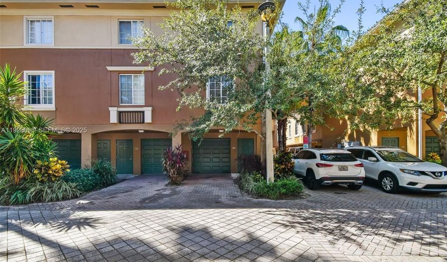 2945 NE 185th St 1407, Aventura, FL 33180 - 1 Beds, 1 Bath