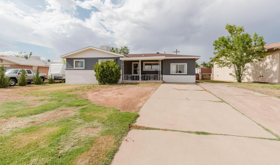 2009 Aspen Dr, Alamogordo, NM 88310 - 3 Beds, 2 Bath