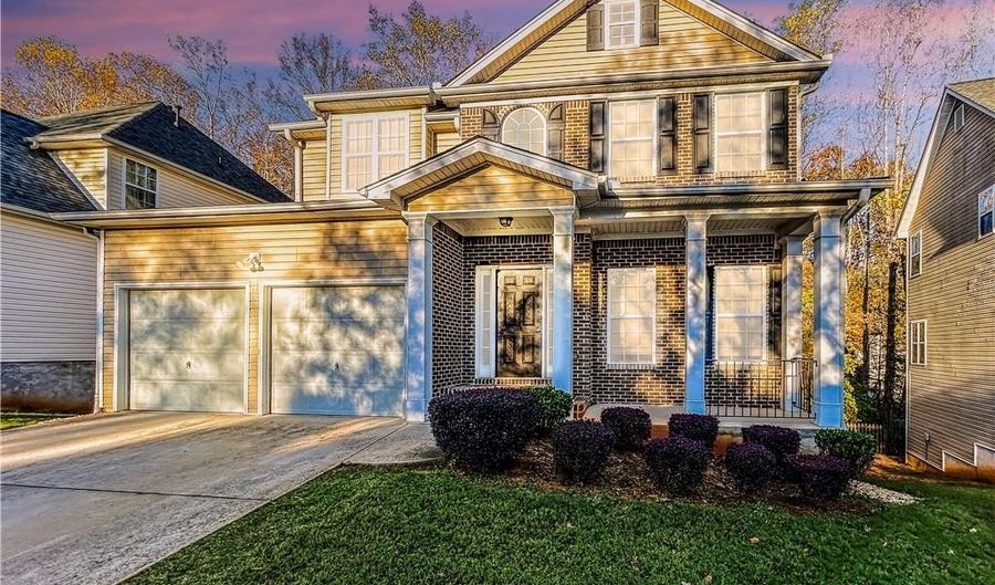 2027 Oakbluff Dr, Austell, GA 30106 - 3 Beds, 3 Bath