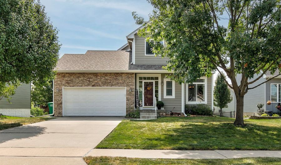 118 21st St SW, Altoona, IA 50009 - 3 Beds, 4 Bath