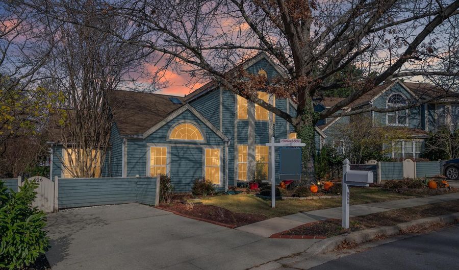 926 YACHTSMAN Way, Annapolis, MD 21403 - 2 Beds, 2 Bath