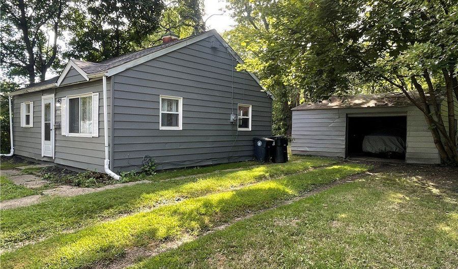 1276 Frederick Blvd, Akron, OH 44320 - 2 Beds, 1 Bath