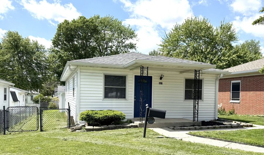 208 N 5th Ave, Beech Grove, IN 46107 - 3 Beds, 1 Bath