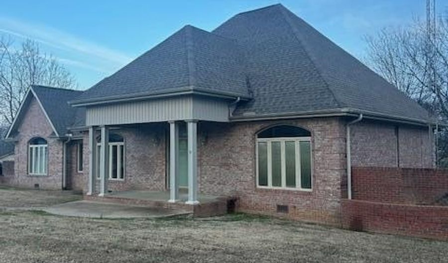 134 Coleman, Big Sandy, TN 38221 - 3 Beds, 3 Bath