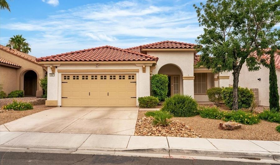 3027 Panorama Ridge Dr, Henderson, NV 89052 - 2 Beds, 2 Bath