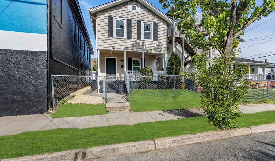 303 Comstock St, Asbury Park, NJ 07712 - 4 Beds, 1 Bath