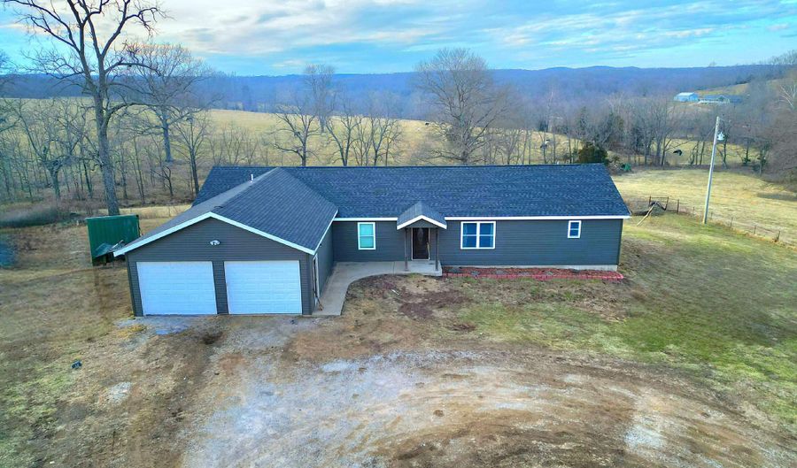 12510 Cr 503 503-A, Ava, MO 65608 - 5 Beds, 2 Bath