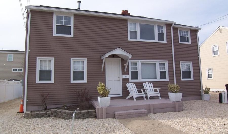 1410 Atlantic Ave, Beach Haven, NJ 08008 - 6 Beds, 2 Bath