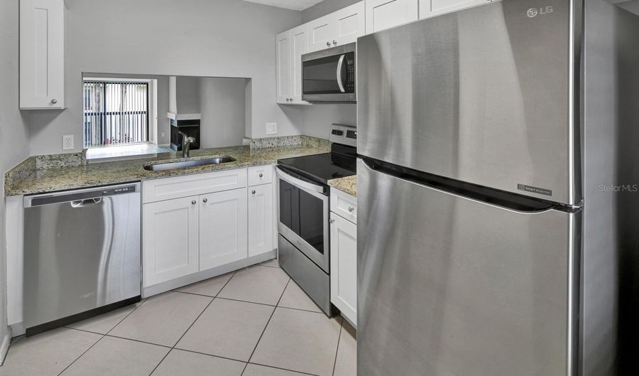 1918 PELICAN LANDING Blvd 1121, Clearwater, FL 33762 - 2 Beds, 2 Bath