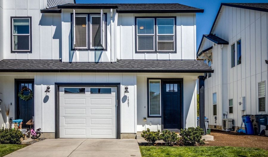 1501 NW 5TH, Battle Ground, WA 98604 - 3 Beds, 3 Bath
