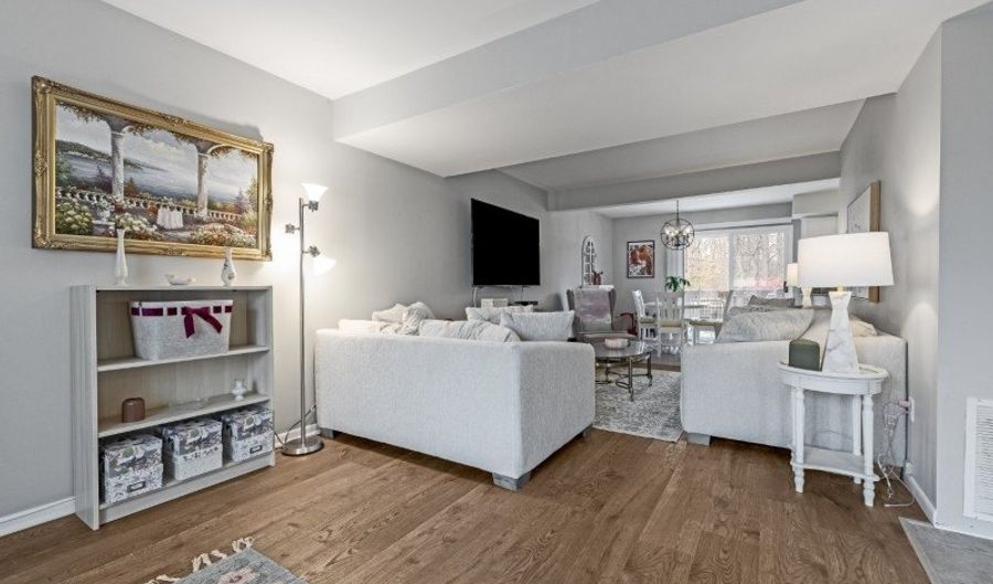 393 Mohegan Cir 393, Andover, NJ 07848 - 2 Beds, 2 Bath