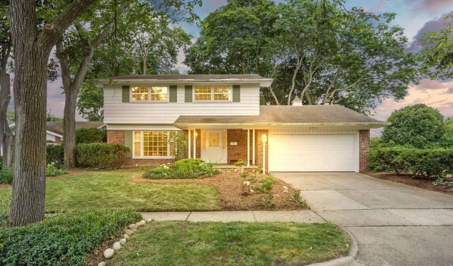 2771 Briarcliff St, Ann Arbor, MI 48105 - 4 Beds, 3 Bath