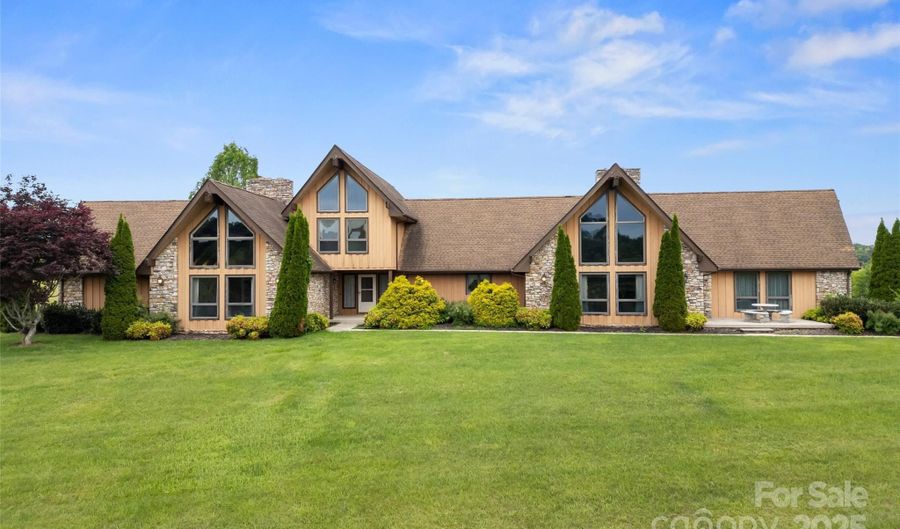 99 Odonald Rd, Asheville, NC 28806 - 4 Beds, 7 Bath