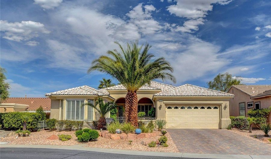 4134 Riva De Tierra Ln, Las Vegas, NV 89135 - 2 Beds, 3 Bath