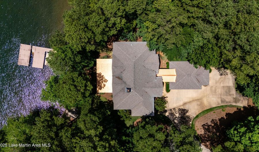 72 Stoney Rdg, Alexander City, AL 35010 - 5 Beds, 6 Bath