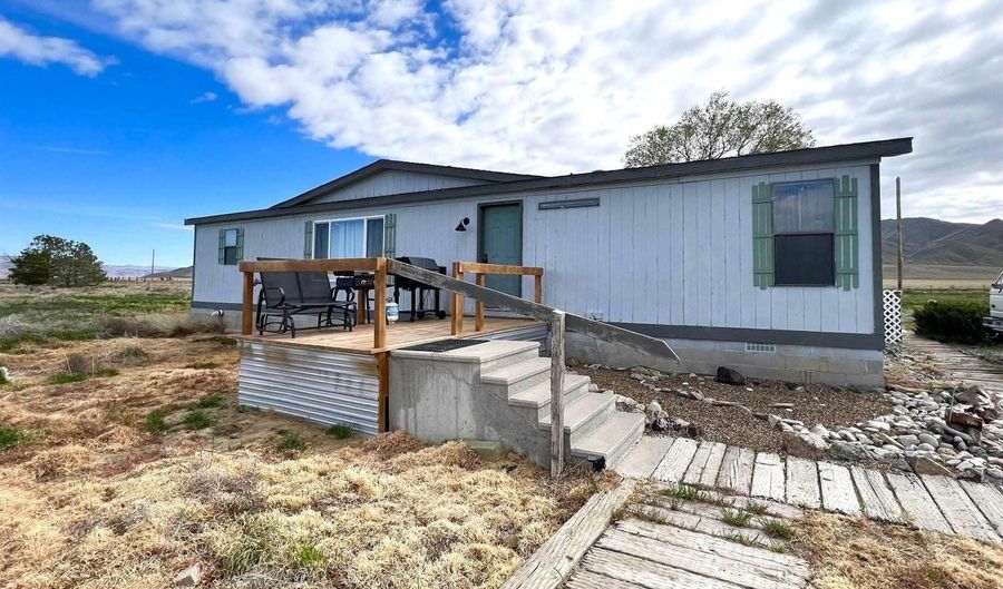 1100 Skyline Blvd, Battle Mountain, NV 89820 - 3 Beds, 2 Bath