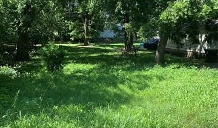 823 E Corona St, Ada, OK 74820 - 0 Beds, 0 Bath