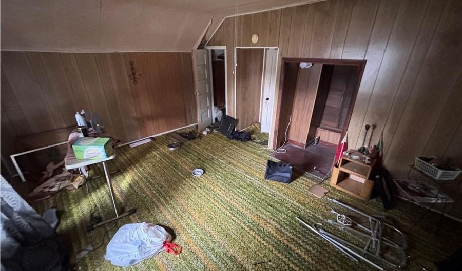 200 S 3rd St, Arma, KS 66712 - 3 Beds, 2 Bath